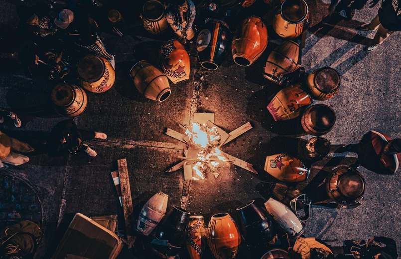 Fogón y tambores de la comparsa